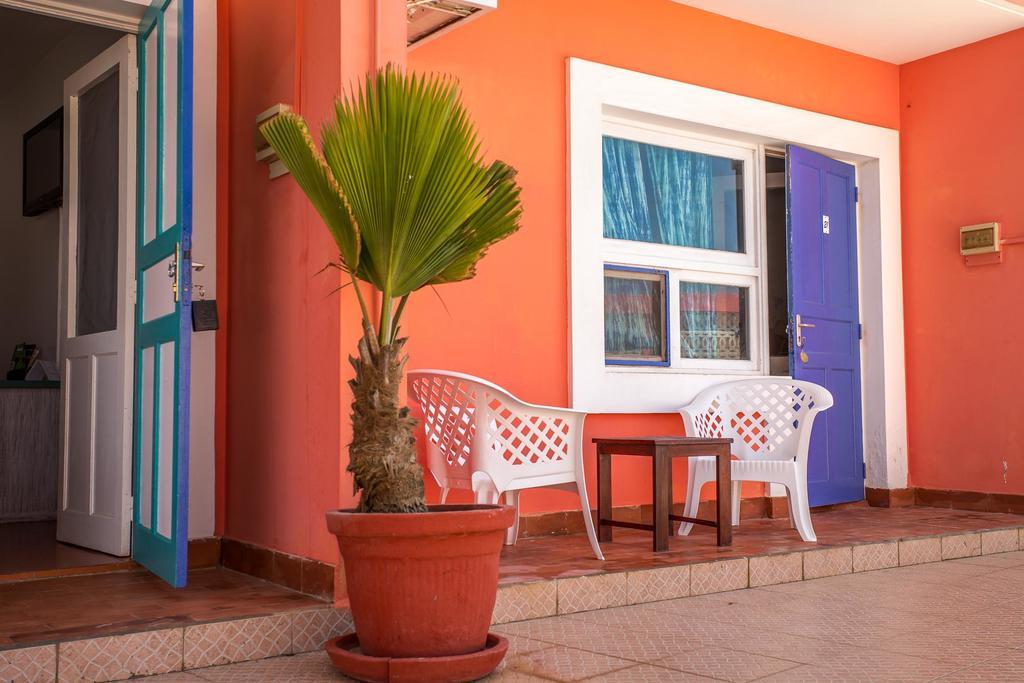 La Madrague-Surf Beach Sea Dakar Exterior foto